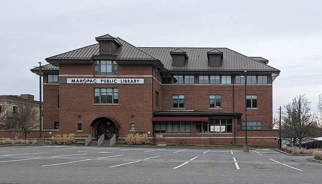 Mahopac Public Library in Mahopac, New York